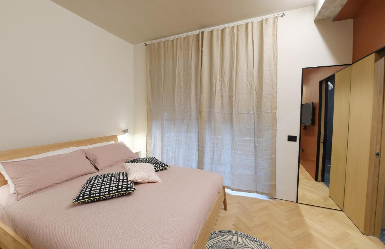 Bed and Breakfast La Casa Sugli Archi à Salernes Extérieur photo